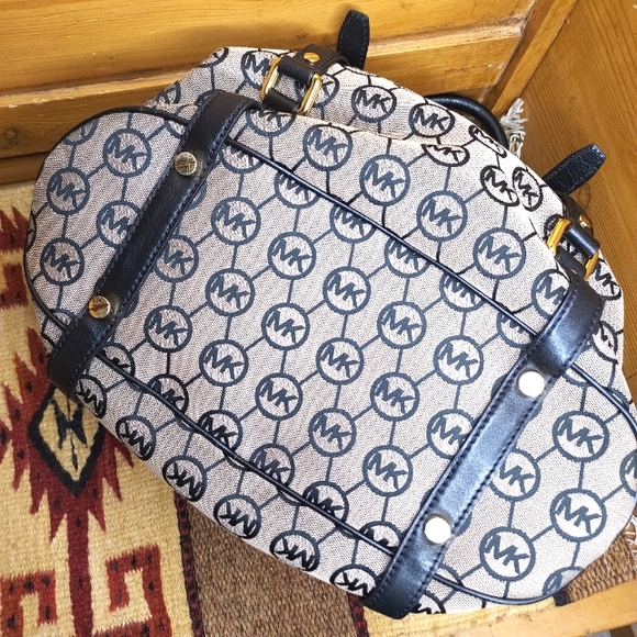 MICHAEL KORS Brown Fabric Purse/Satchel - Picture 7 of 11